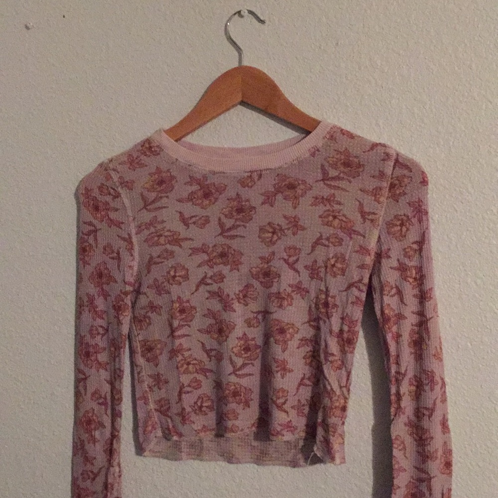 Me to We pink floral thermal crop top